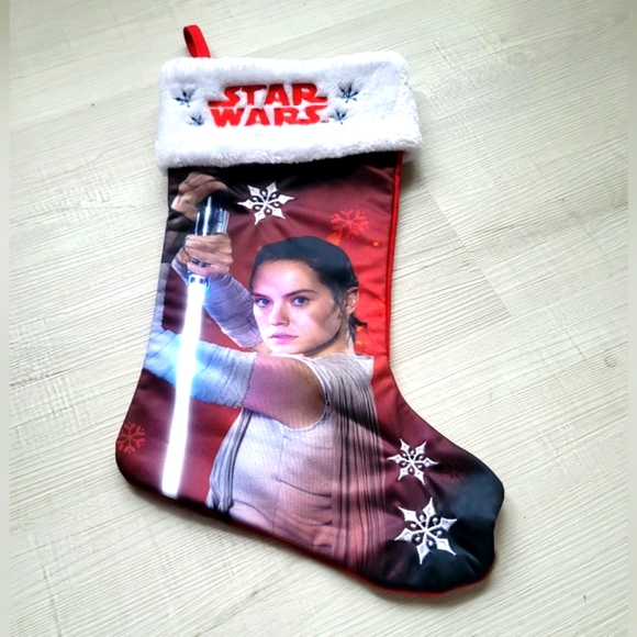 Disney Specialty Christmas Stocking - STAR WARS Rey with Lightsaber - Picture 2 of 7